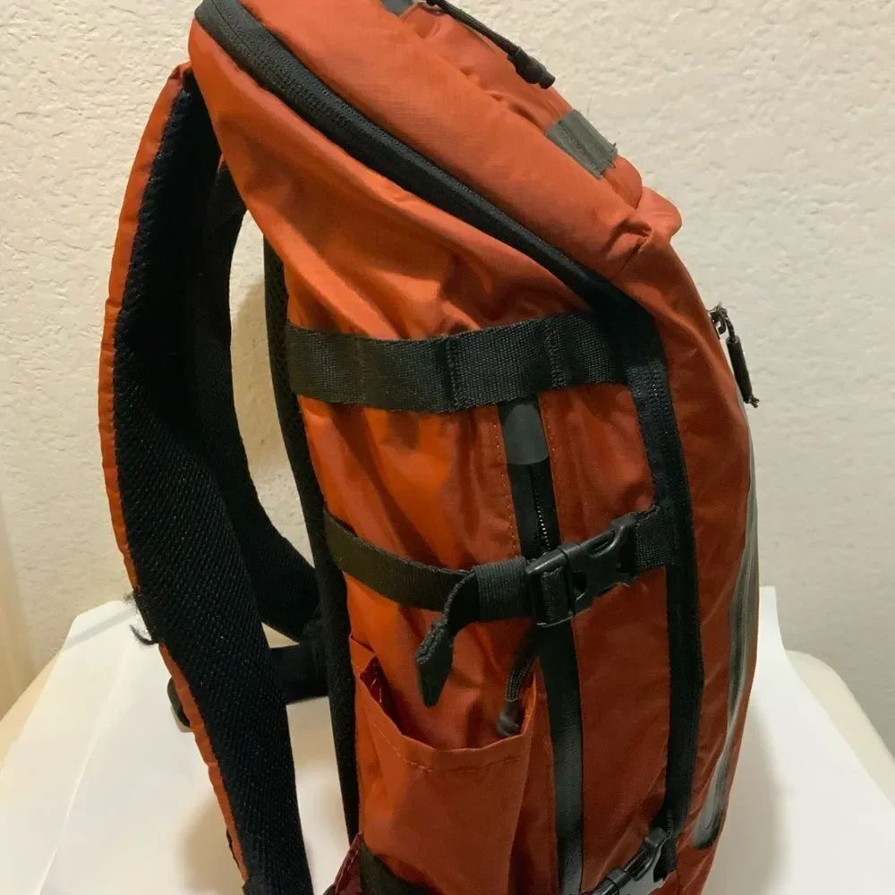 Oakley Outdoor Backpack Brick - Picture 6 of 15